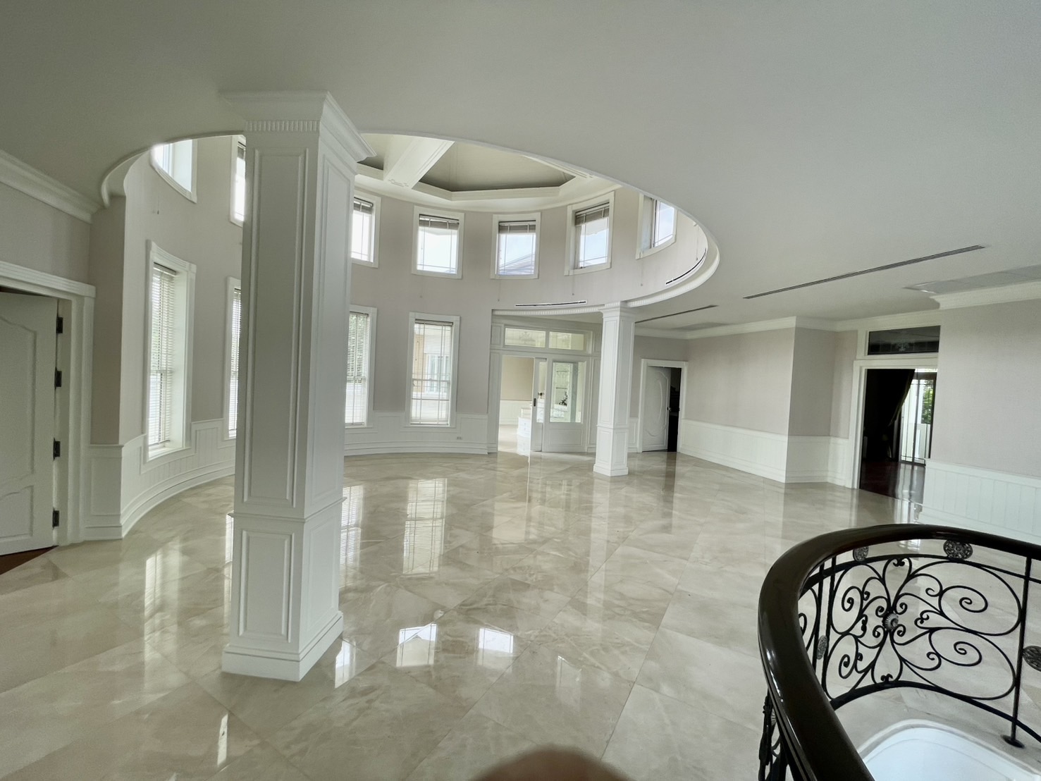 Luxury House for Rent-Soi Ladprao 35 Bangkok