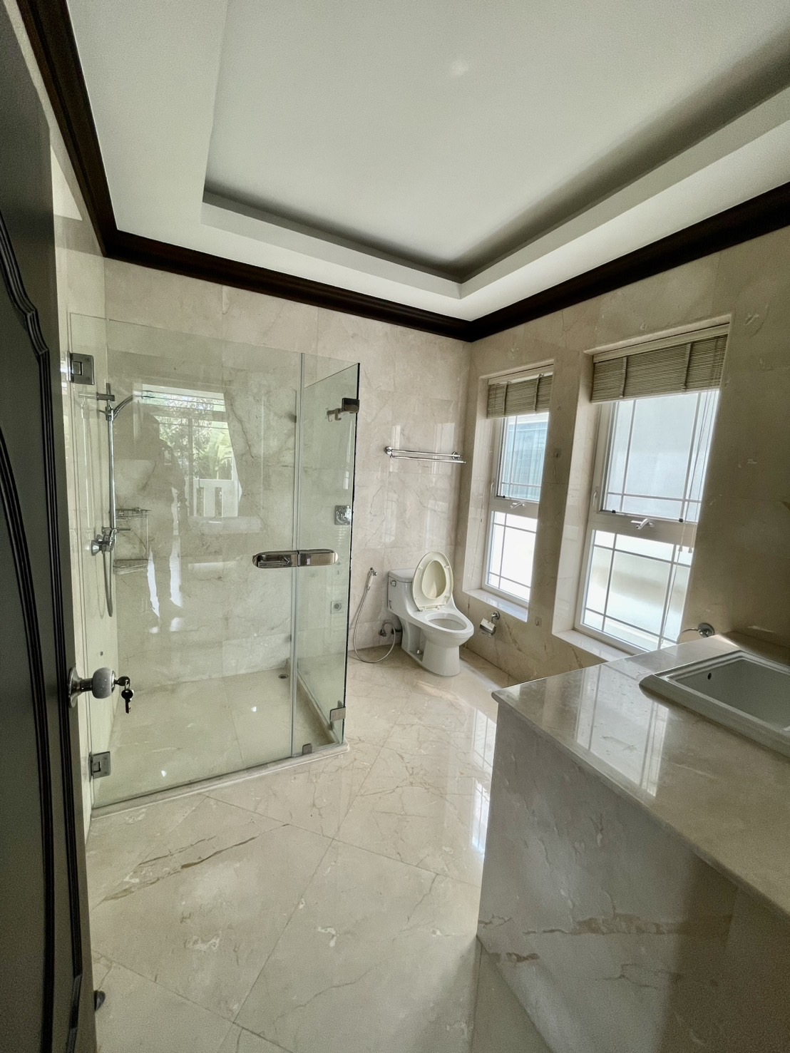 Luxury House for Rent-Soi Ladprao 35 Bangkok